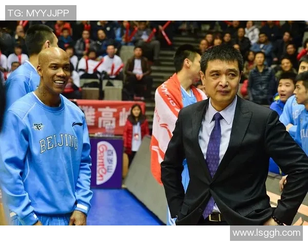 活塞主帅看到队员找到比赛节奏感觉很棒，杜伦表现很出色